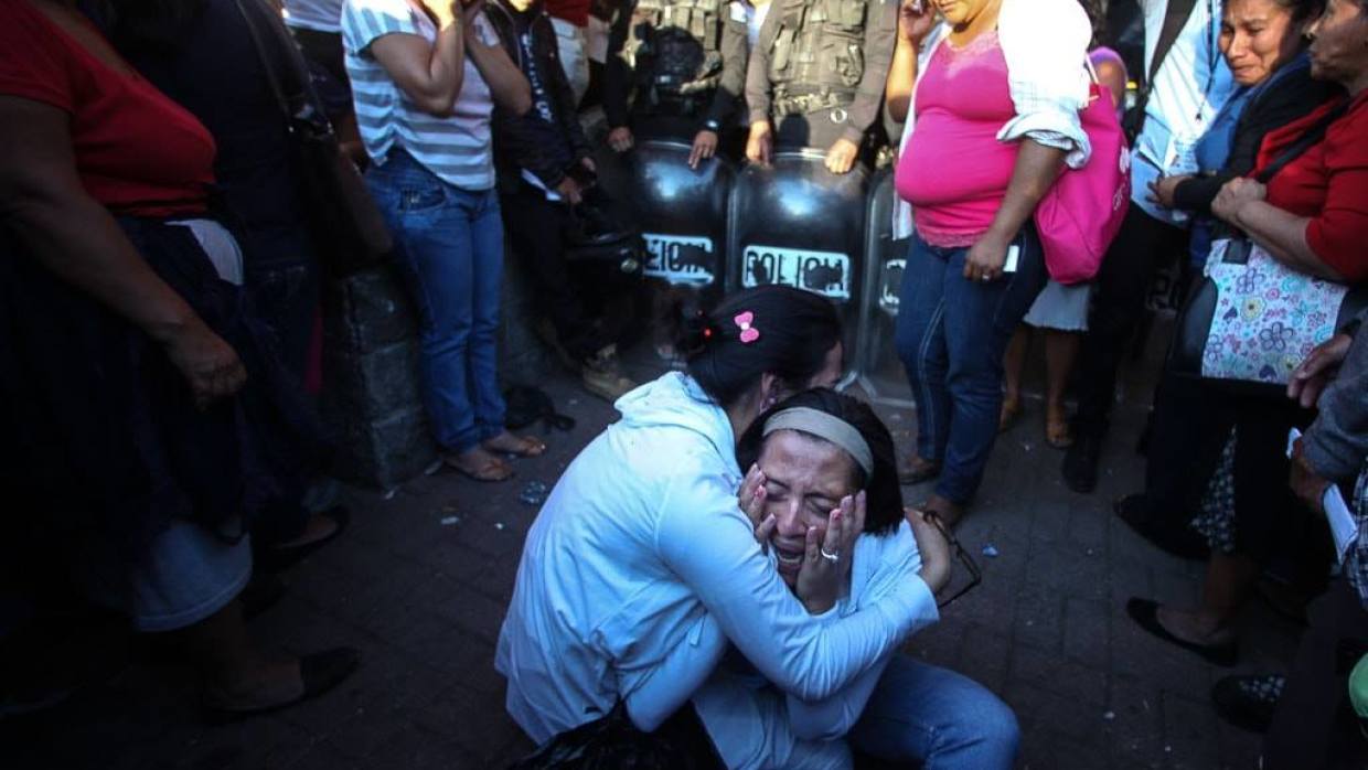 Guatemalan institution fire. Photo: Nómada/Carlos Sebastián