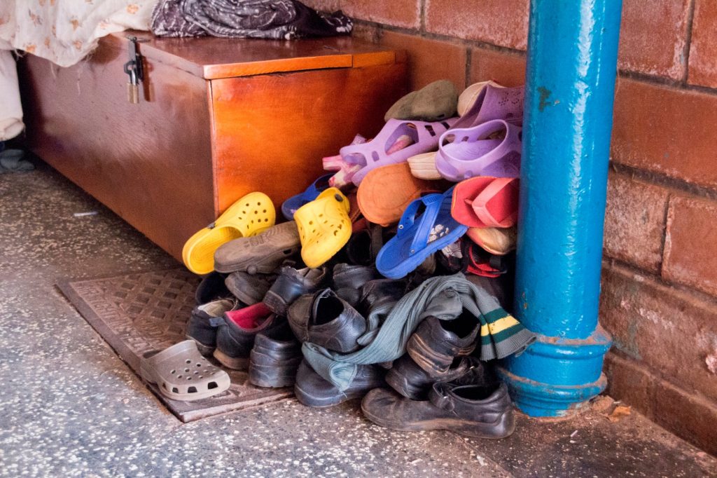 Pile of shoes3