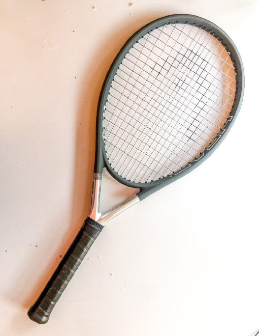 Tennis racquet